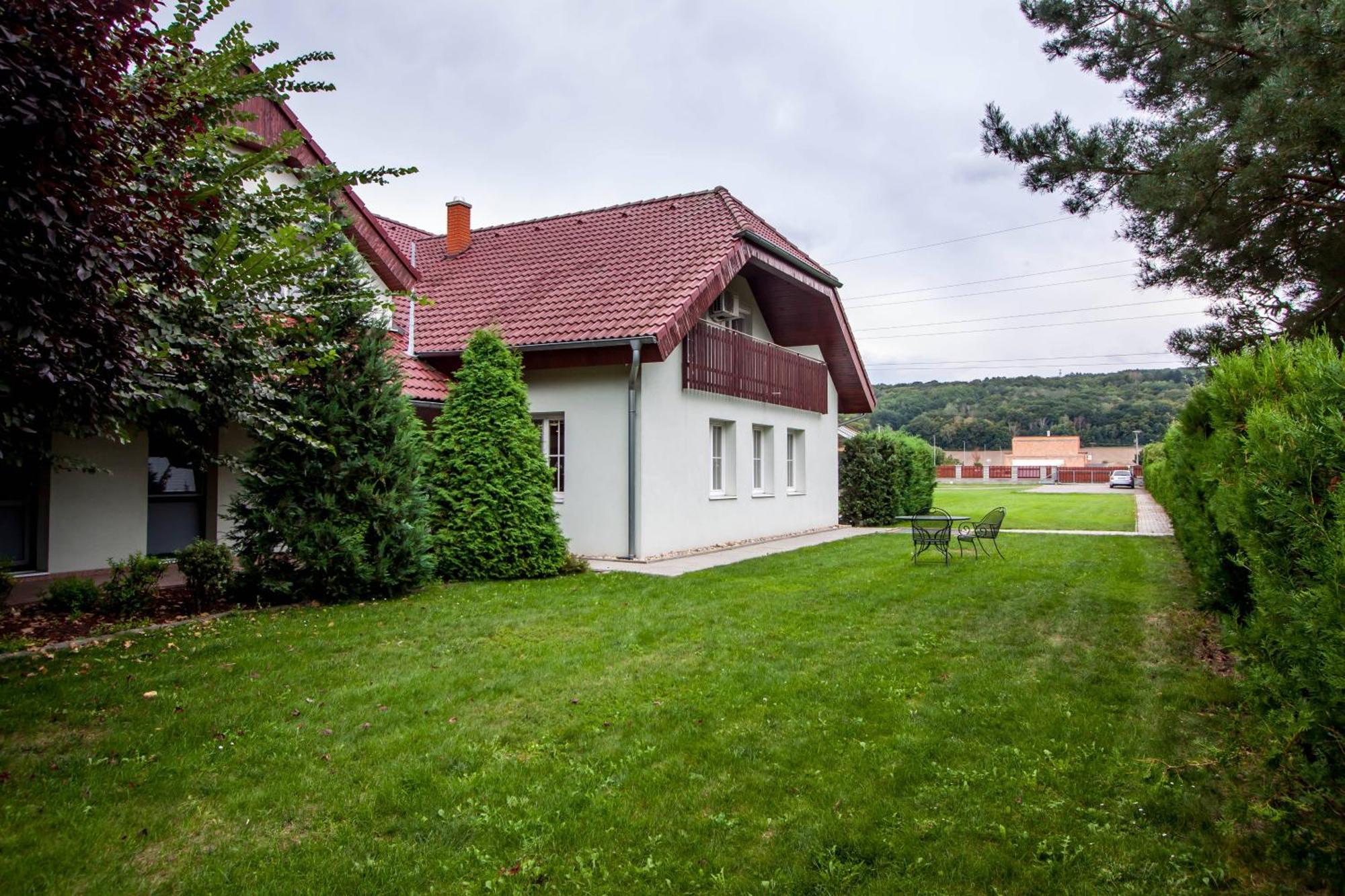 Penzion Solid Spa Hotel Mladá Boleslav Exterior foto